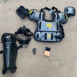 Wilson Umpire West Vest Chest Protector, Champro Mask and 2 Shin Guards